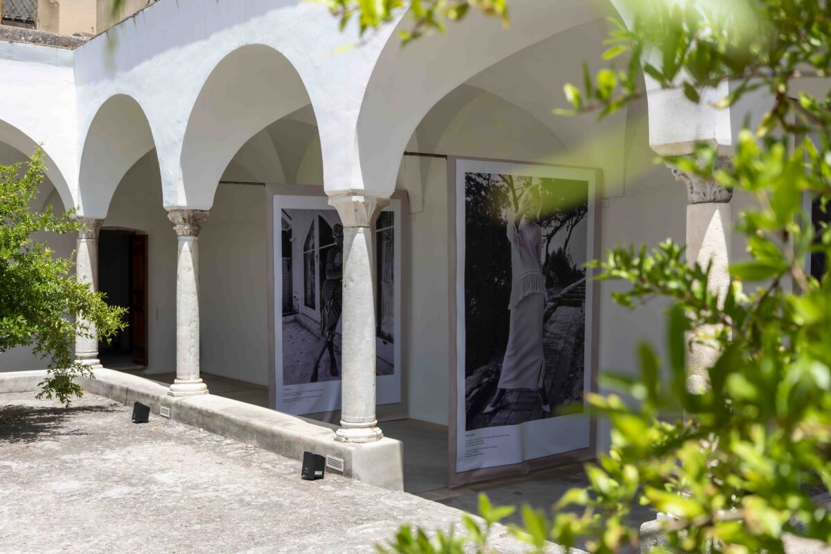Alla Certosa di San Giacomo va in scena la rivoluzione dello “Stile Vacanza” Alla Certosa di San Giacomo va in scena la rivoluzione dello “Stile Vacanza”