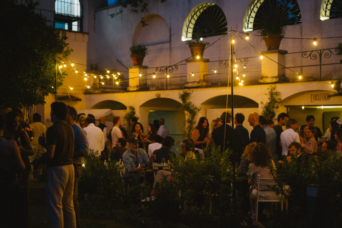 L’Oratorio Trastevere rinasce tra le fronde: il giardino segreto sul Lungotevere diventa il nuovo indirizzo dell’estate romana L’Oratorio Trastevere rinasce tra le fronde: il giardino segreto sul Lungotevere diventa il nuovo indirizzo dell’estate romana