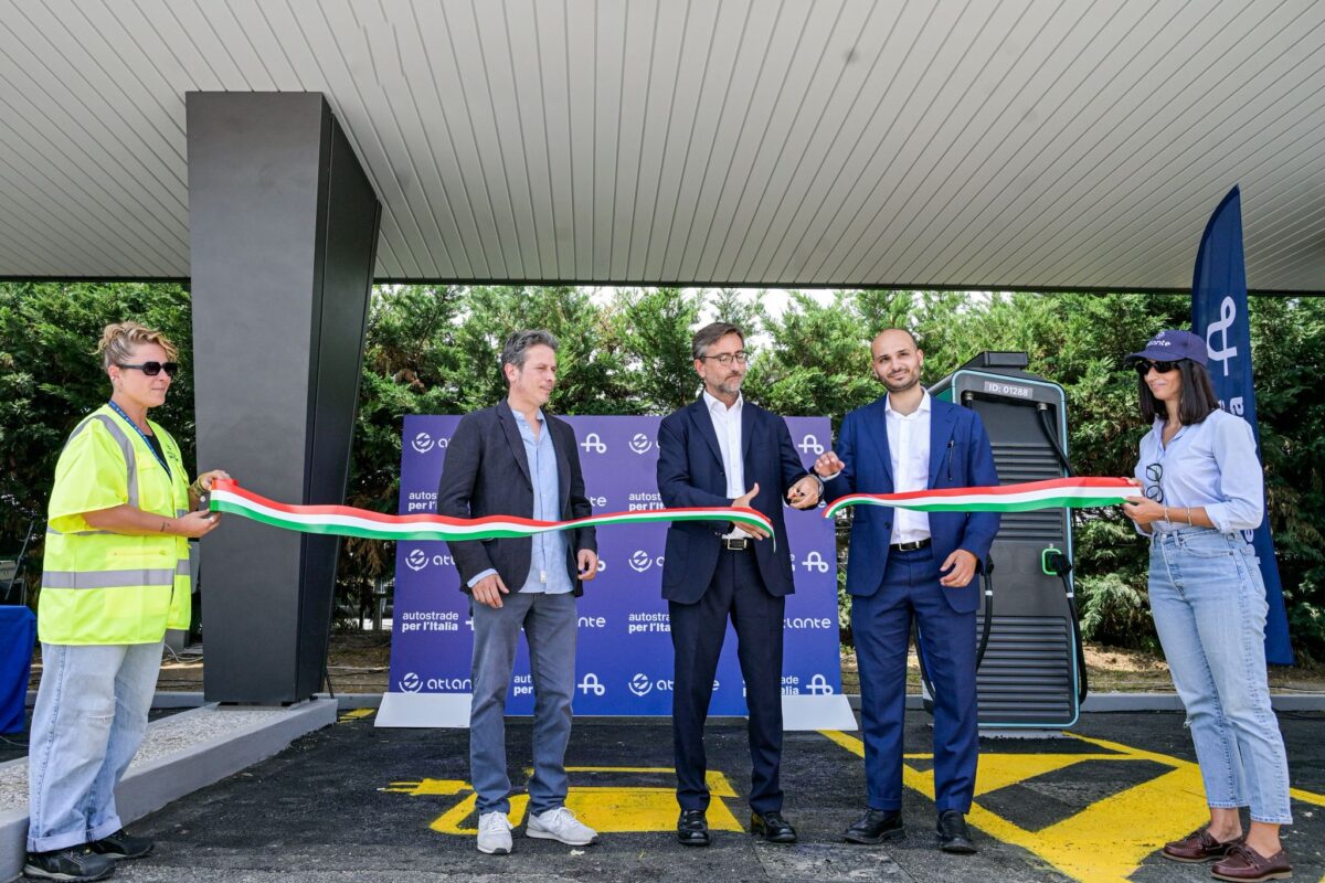 ASPI e Atlante: attivati 82 nuovi punti di ricarica HPC