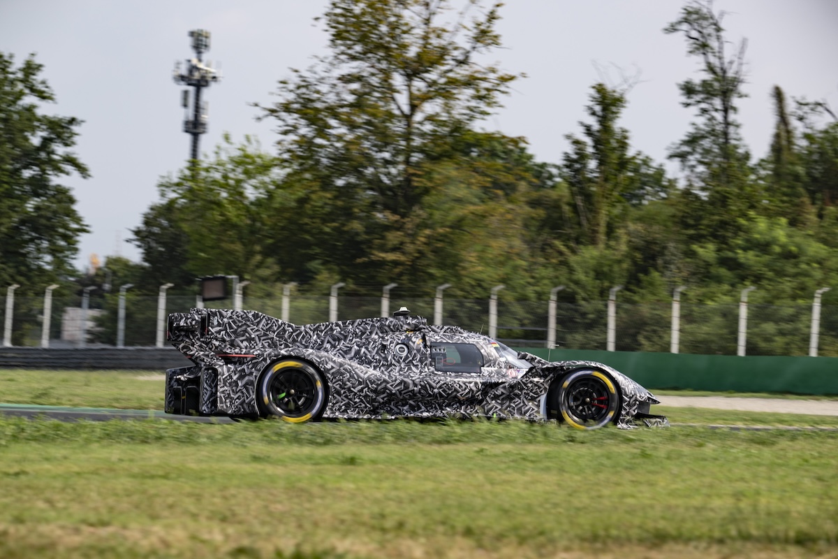 Ferrari 499P, test a Monza: il futuro 2027 è già in pista