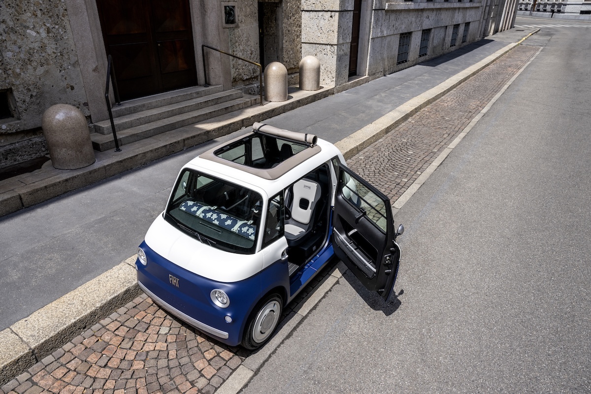 Fiat Topolino Vilebrequin, debutta il tetto in tela Fiat Topolino Vilebrequin, debutta il tetto in tela