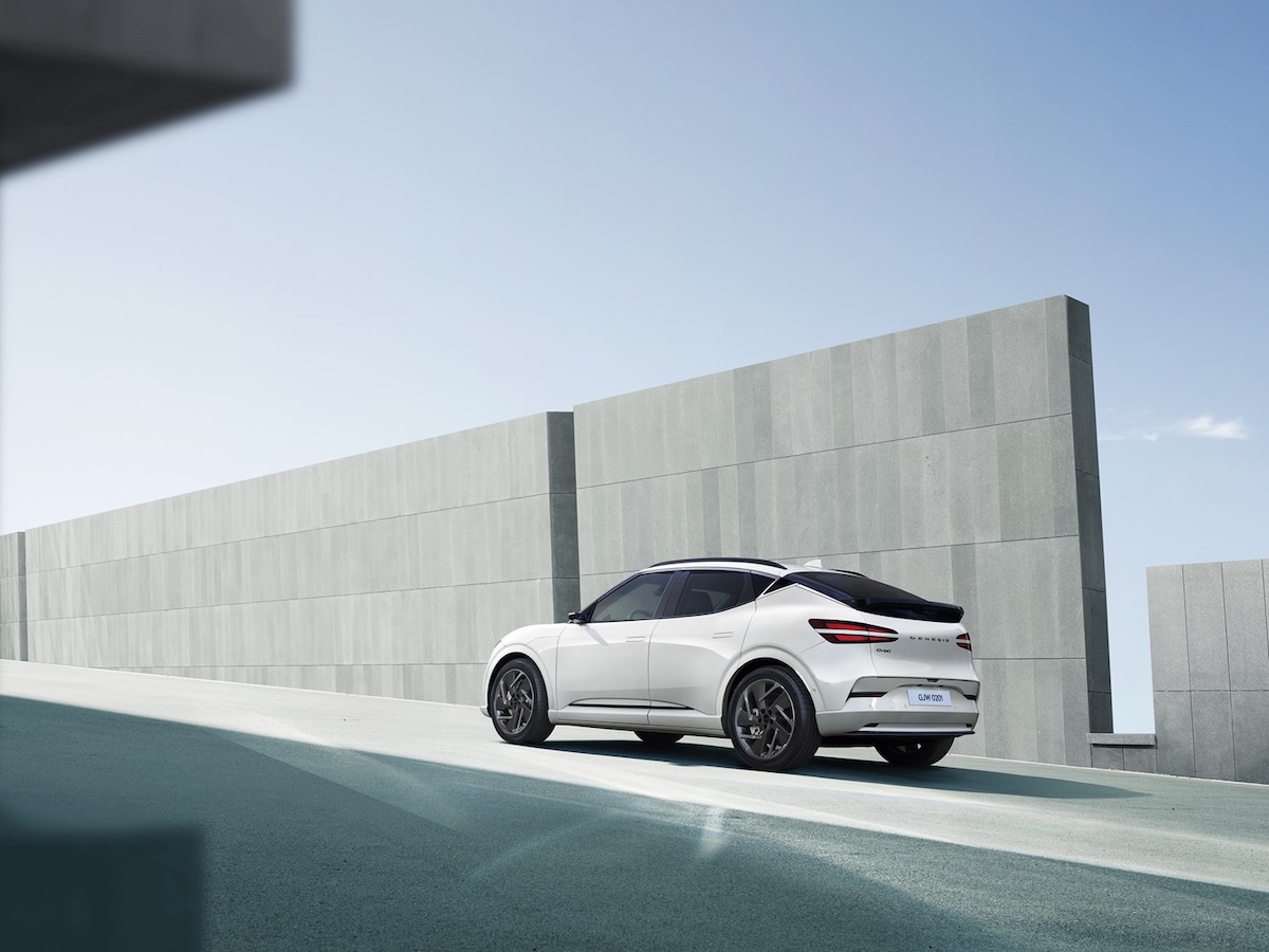 Genesis GV60 arriva in Italia: prezzi e autonomia