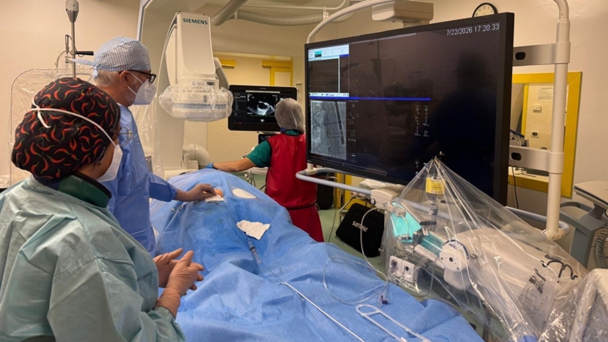 Sempre più cuore, sempre meno bisturi: il Policlinico di Milano tra i leader della cardiologia interventistica mini-invasiva Sempre più cuore, sempre meno bisturi: il Policlinico di Milano tra i leader della cardiologia interventistica mini-invasiva