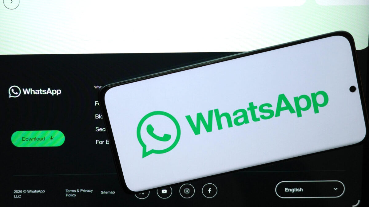 Chat Control, il controverso regolamento Ue contro la pedopornografia. L’esperto: “Ecco perchè non può funzionare” Chat Control, il controverso regolamento Ue contro la pedopornografia. L’esperto: “Ecco perchè non può funzionare”