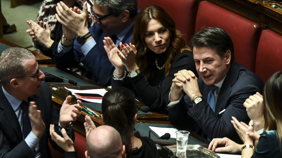 Riconoscimento facciale, l’affondo del M5S: “Colpo mortale ai diritti dei cittadini” Riconoscimento facciale, l’affondo del M5S: “Colpo mortale ai diritti dei cittadini”