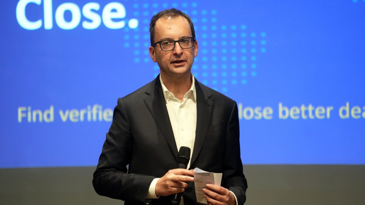 Excellera si rafforza in Italia con Ad Hoc, la nuova operazione finanziaria Excellera si rafforza in Italia con Ad Hoc, la nuova operazione finanziaria