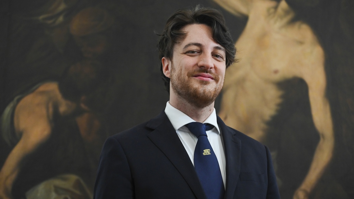 Sondaggi politici, i nuovi dati. Cambia tutto tra i partiti. E il governatore più amato è (ancora) una sorpresa