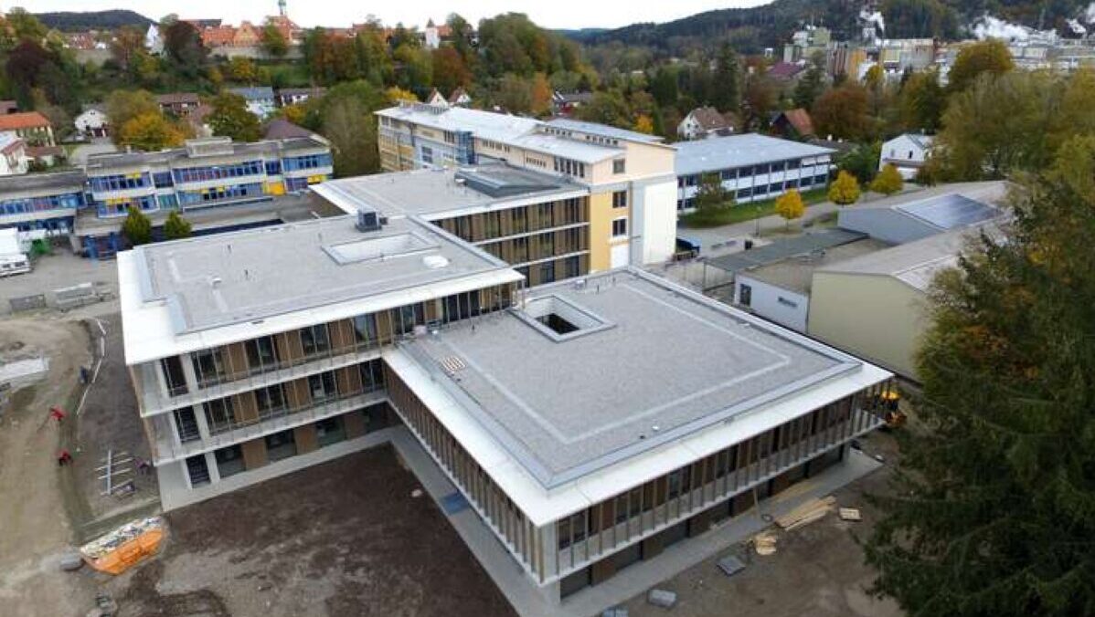 Germania, paura in Baviera. Spari in una scuola superiore, diversi feriti. Fermato un sospetto