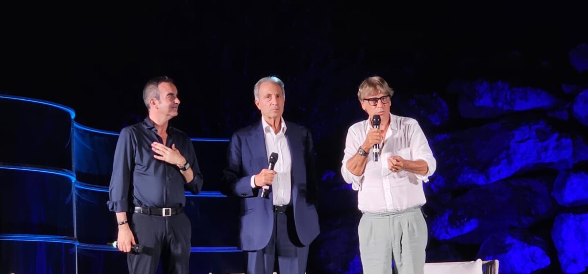 Bardi e Occhiuto: il futuro scalo aereo di Scalea si chiamerà “Scalea-Maratea” Bardi e Occhiuto: il futuro scalo aereo di Scalea si chiamerà “Scalea-Maratea”