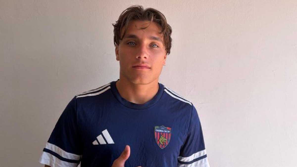 La parabola di Almaviva, da erede di Totti alla serie C nel Cosenza La parabola di Almaviva, da erede di Totti alla serie C nel Cosenza