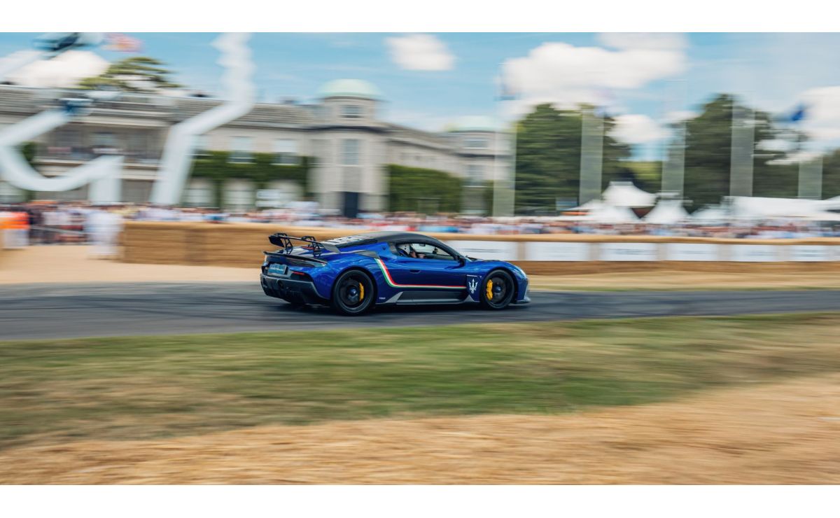 Maserati a Goodwood: debutto dal vivo per tre nuovi modelli Maserati a Goodwood: debutto dal vivo per tre nuovi modelli