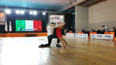 Un oro italiano che danza contro la violenza: Ivano Esposito e Denise Bevilacqua trionfano ai Campionati Italiani FIDESM