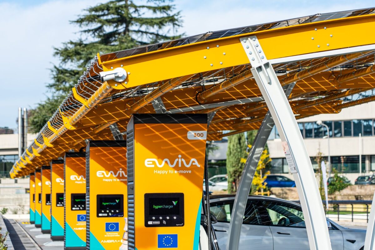 Enel porta la ricarica ultrafast in autostrada: con Ewiva in arrivo 18 siti e 98 punti di ricarica