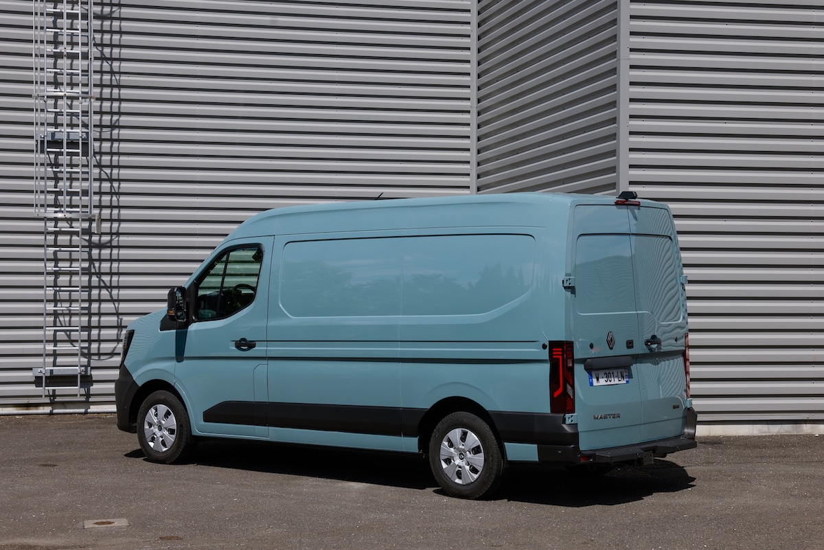 Renault Master 2026: più spazio, più sicurezza, più autonomia Renault Master 2026: più spazio, più sicurezza, più autonomia