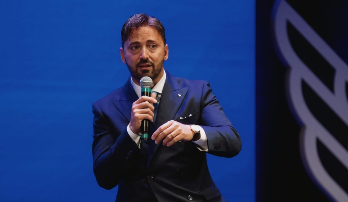 Agosto, Capobianco (Conflavoro): “Quasi 40 milioni di italiani non andranno in vacanza ad agosto e sosterranno i negozi di prossimità con oltre 11 miliardi di spesa. È l’Agosto dei Rimasti” Agosto, Capobianco (Conflavoro): “Quasi 40 milioni di italiani non andranno in vacanza ad agosto e sosterranno i negozi di prossimità con oltre 11 miliardi di spesa. È l’Agosto dei Rimasti”