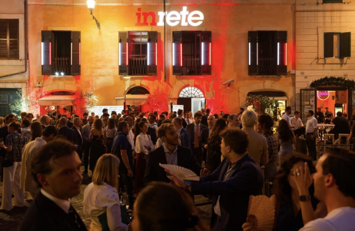 Top manager, parlamentari, giornalisti e stakeholders festeggiano Inrete a Roma Top manager, parlamentari, giornalisti e stakeholders festeggiano Inrete a Roma