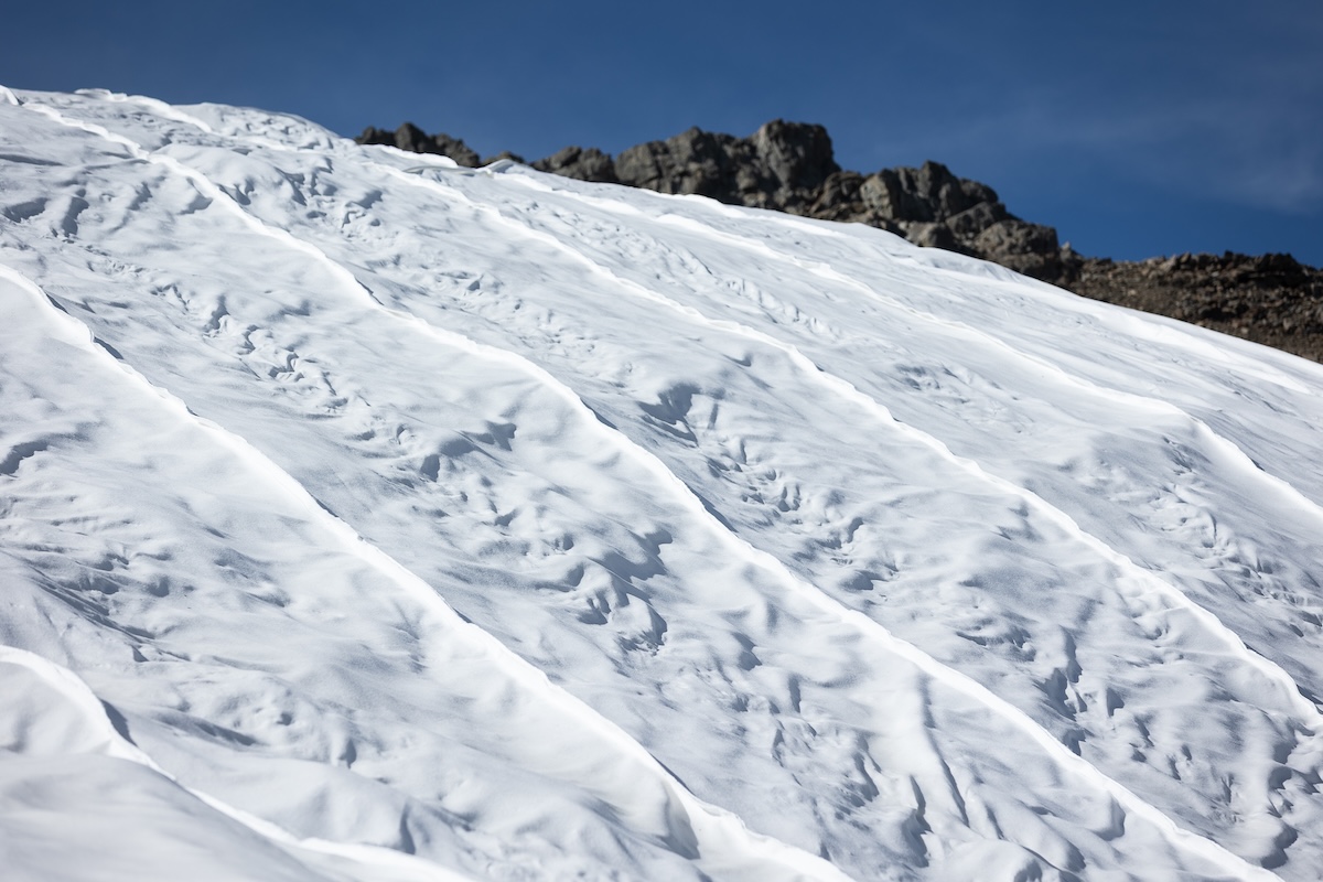 MINI Takes Care protegge la neve in alta quota / Video MINI Takes Care protegge la neve in alta quota / Video