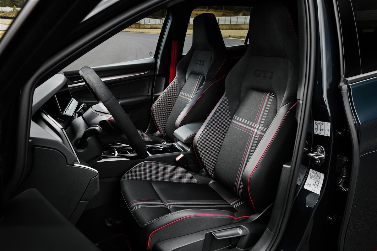 Golf GTI Edition 50: 325 CV e record al Nordschleife Golf GTI Edition 50: 325 CV e record al Nordschleife