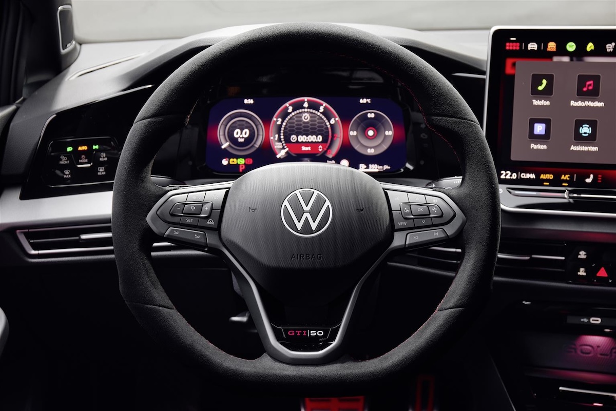 Golf GTI Edition 50: 325 CV e record al Nordschleife Golf GTI Edition 50: 325 CV e record al Nordschleife