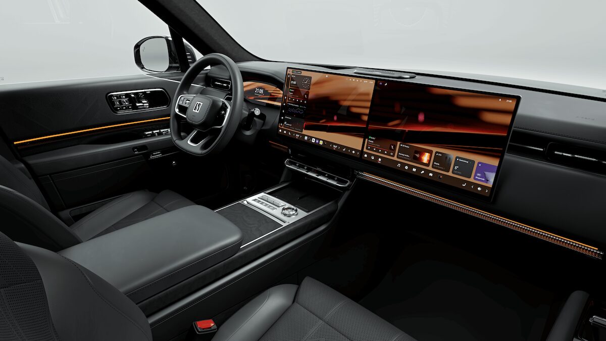 Zeekr 9X, il Super Hybrid da 897 CV sfida il lusso europeo