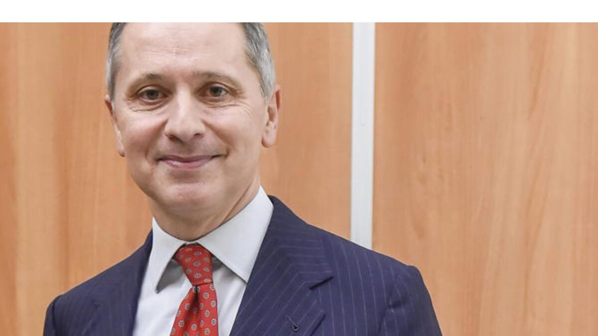 L’Antitrust sceglie la continuità, Saverio Valentino promosso presidente. L’avvocato romano sale al vertice del garante della concorrenza L’Antitrust sceglie la continuità, Saverio Valentino promosso presidente. L’avvocato romano sale al vertice del garante della concorrenza