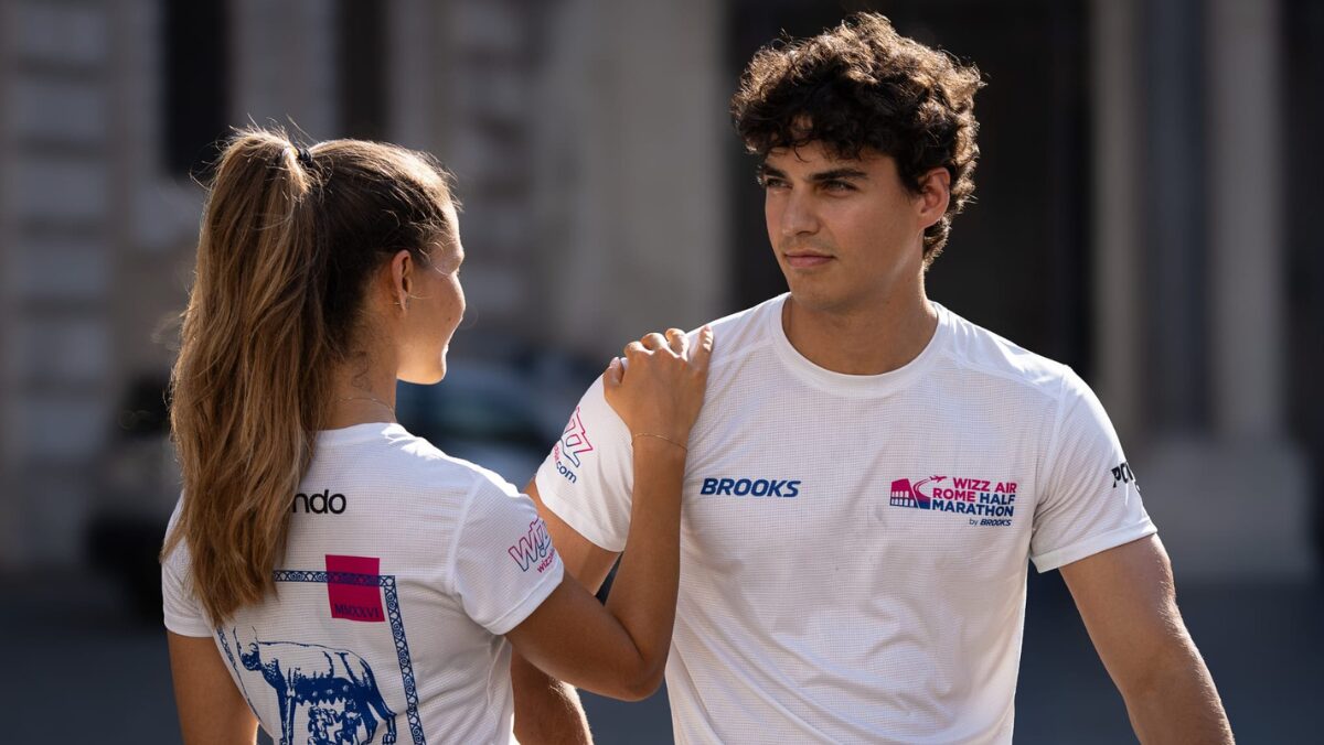 Rome Half Marathon, la Lupa corre in rosa: 40mila iscritti e pettorali già esauriti Rome Half Marathon, la Lupa corre in rosa: 40mila iscritti e pettorali già esauriti