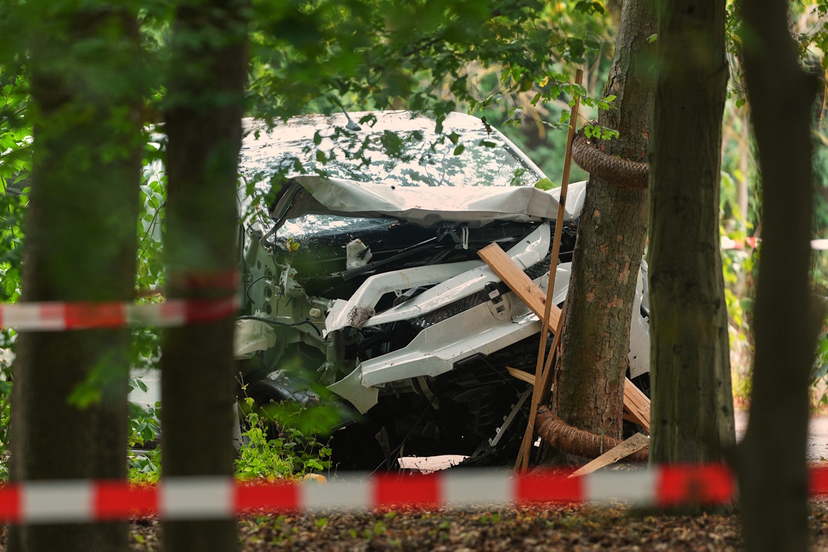 Attentato Berlino, arrestato un cittadino iraniano: si pensa possa essere stato sul furgone con Abdul B. Attentato Berlino, arrestato un cittadino iraniano: si pensa possa essere stato sul furgone con Abdul B.