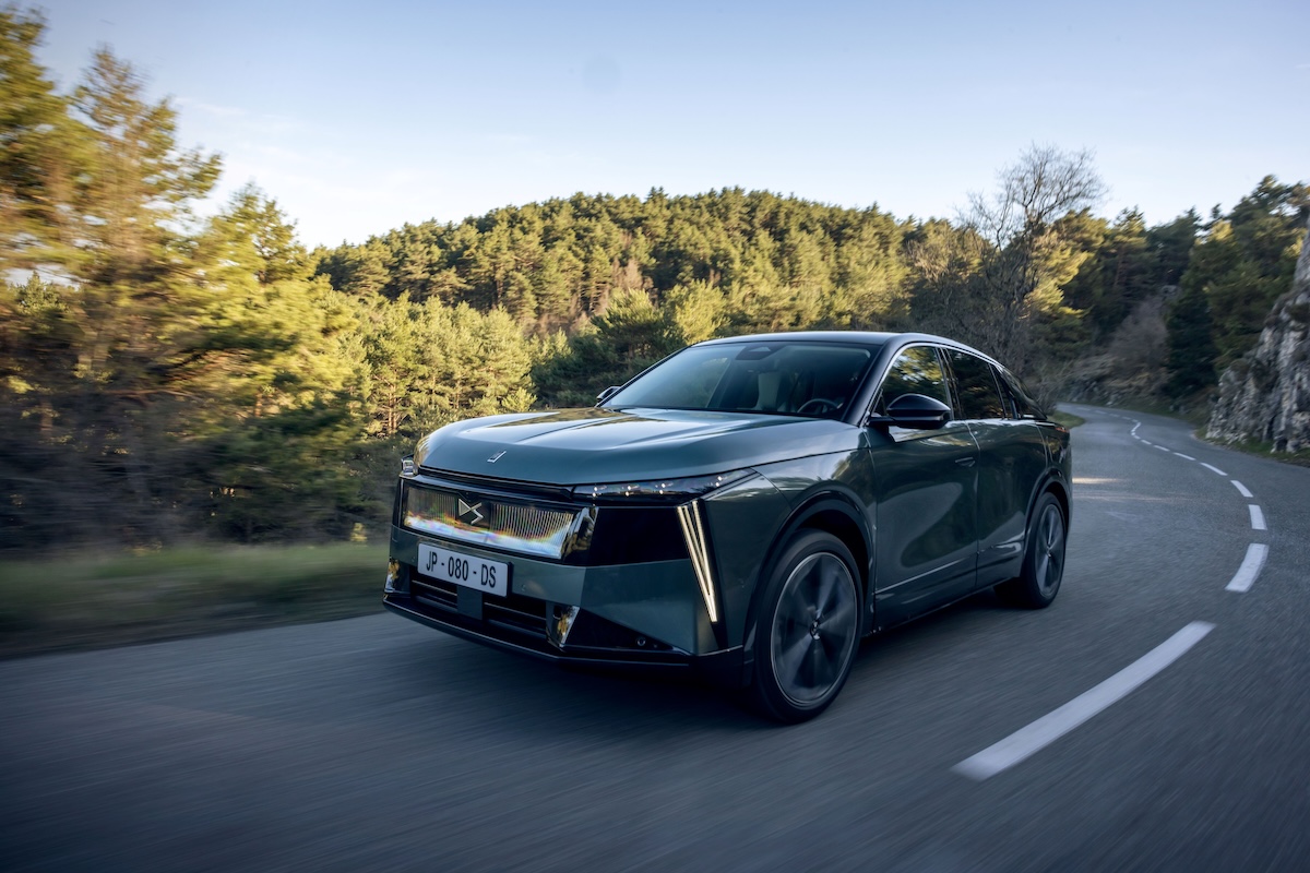 Nuova DS N°7, prezzi e autonomia del SUV francese