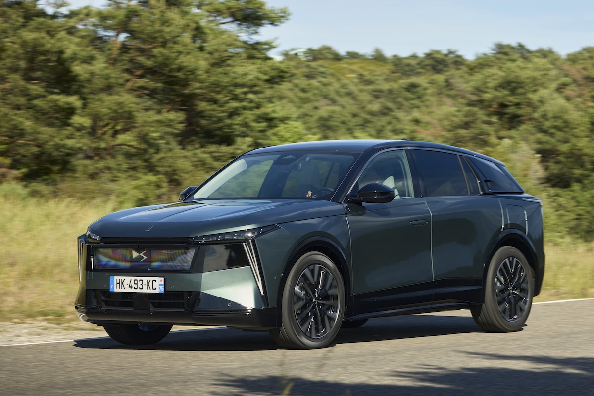 Nuova DS N°7, prezzi e autonomia del SUV francese