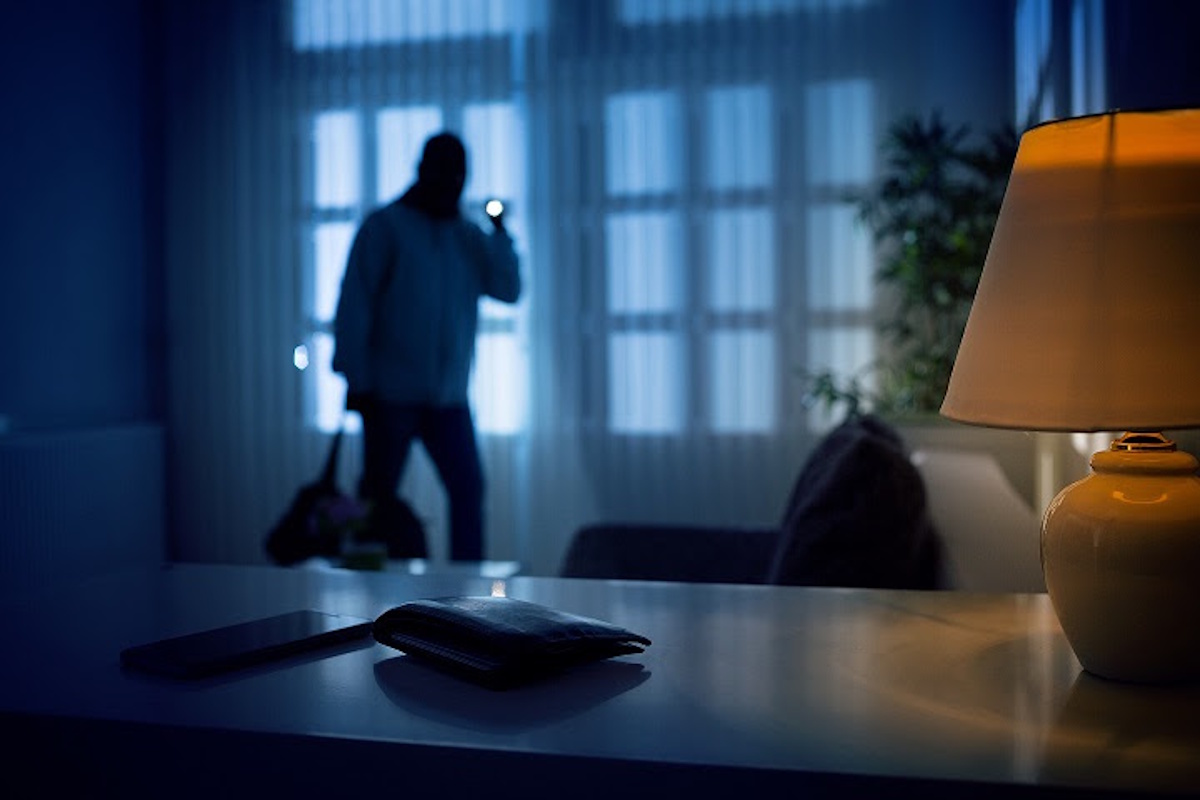 Furti in casa, allarme in Italia: ecco come difendersi dai ladri