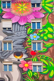 Viale Marconi si rifà il look con “Eco Ivy”, il maxi murale che trasforma un palazzo in un manifesto verde Viale Marconi si rifà il look con “Eco Ivy”, il maxi murale che trasforma un palazzo in un manifesto verde
