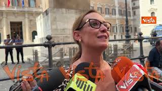 Ilaria Cucchi a flashmob Montecitorio: Emergenza caldo nelle carceri, gli ultimi muoiono in cella