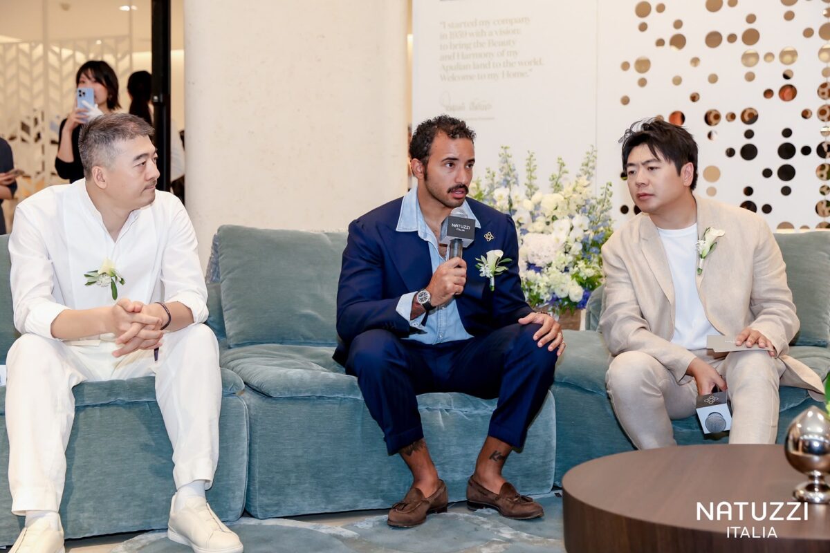 Natuzzi, aperto un nuovo store a Pechino: presente il Maestro Lang Lang Natuzzi, aperto un nuovo store a Pechino: presente il Maestro Lang Lang