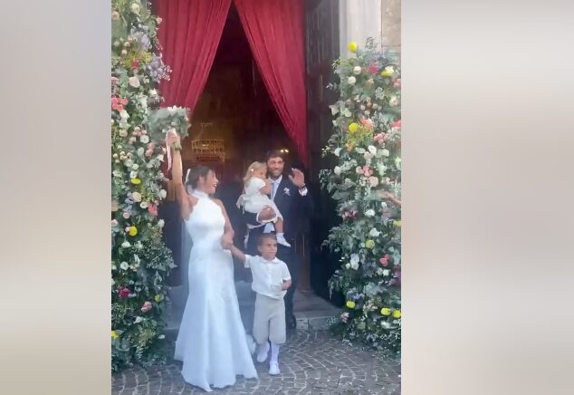 Tajani, il figlio convola a nozze con Francesca Romana: il video dei festeggiamenti