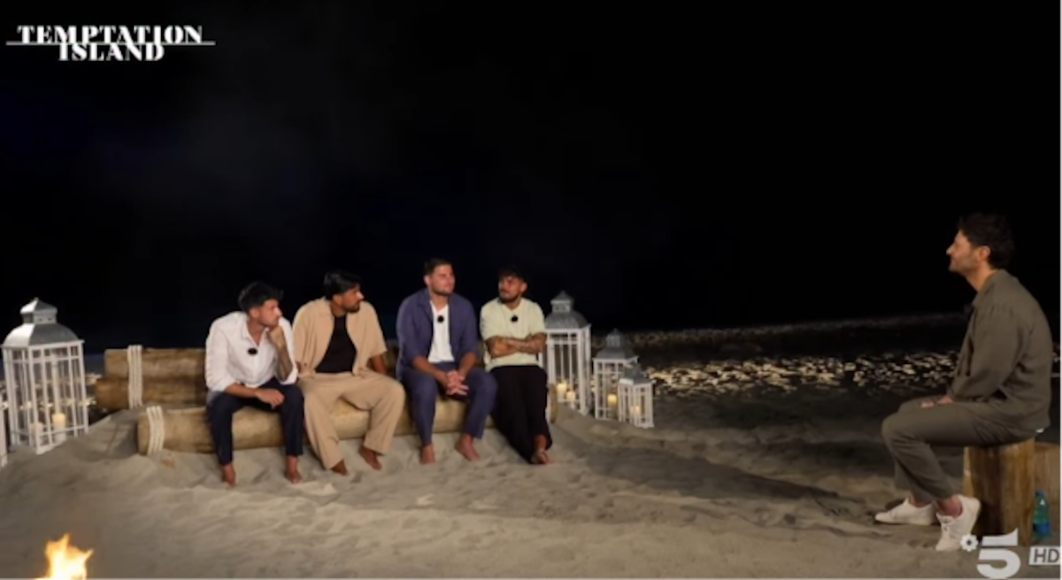 Ascolti tv, Canale 5 con Temptation Island quasi triplica Rai1 Ascolti tv, Canale 5 con Temptation Island quasi triplica Rai1