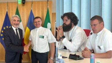 Lombardia-Ucraina, il sottosegretario Cattaneo incontra i giovani ‘messaggeri di pace’ contro l’orrore della guerra