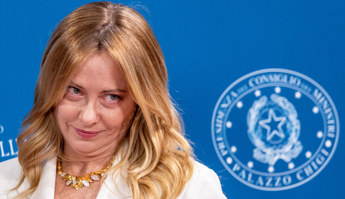 Le sfide di Giorgia Meloni: dal taglio delle accise ai 100 milioni per i Campi Flegrei, tutti i dossier sul tavolo di Palazzo Chigi