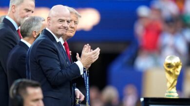 Infantino, che colpo alla leadership: la rivolta delle federazioni fa saltare il piano FIFA da 10 miliardi. Il presidente costretto al dietrofront