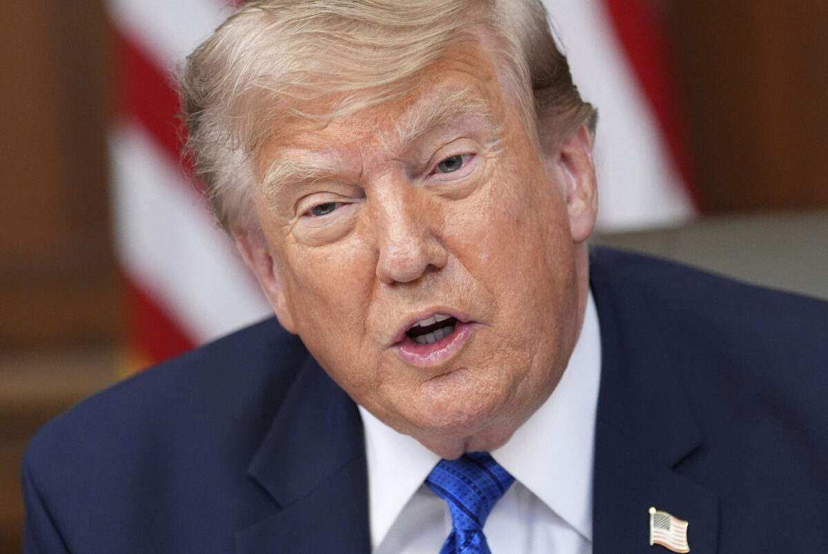 Iran, Trump fa sul serio. Le ambasciate Usa agli americani: “Valutare la possibilità di lasciare il Medio Oriente” Iran, Trump fa sul serio. Le ambasciate Usa agli americani: “Valutare la possibilità di lasciare il Medio Oriente”
