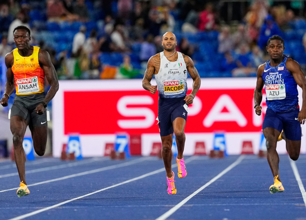 Europei atletica, Jacobs si arrende ai 50 metri: “Ho sentito un dolore fortissimo” Europei atletica, Jacobs si arrende ai 50 metri: “Ho sentito un dolore fortissimo”