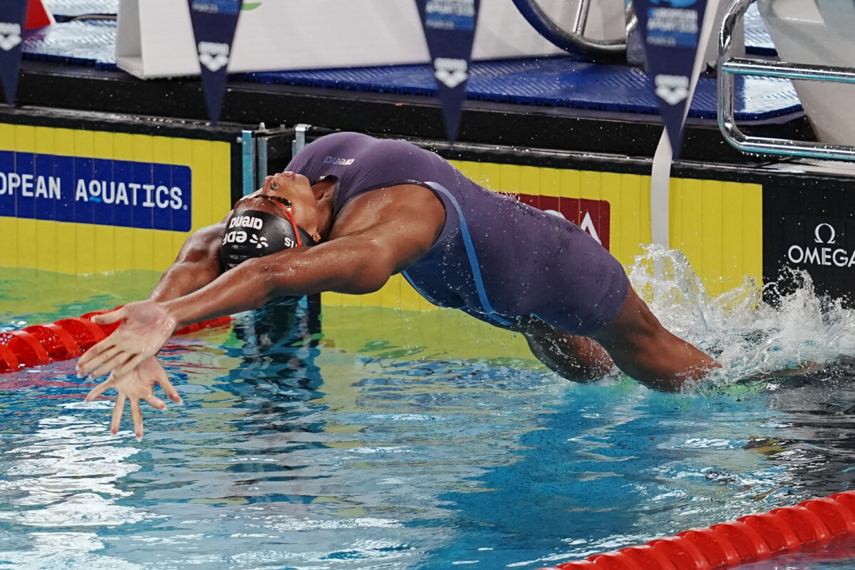 Europei di nuoto, Sara Curtis fa saltare il cronometro: record del mondo nella semifinale dei 50 dorso Europei di nuoto, Sara Curtis fa saltare il cronometro: record del mondo nella semifinale dei 50 dorso