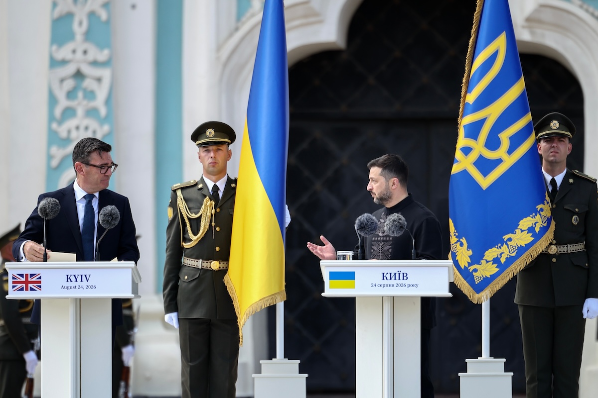 Regno Unito e Francia autorizzano Kiev a produrre missili da crociera, ira di Putin. Al via il vertice dei Volenterosi, Meloni collegata da P. Chigi Regno Unito e Francia autorizzano Kiev a produrre missili da crociera, ira di Putin. Al via il vertice dei Volenterosi, Meloni collegata da P. Chigi