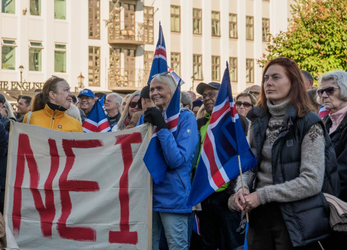 Islanda, il referendum per l’ingresso nell’Ue. Il verdetto finale è clamoroso. Ecco che cosa hanno deciso gli islandesi Islanda, il referendum per l’ingresso nell’Ue. Il verdetto finale è clamoroso. Ecco che cosa hanno deciso gli islandesi