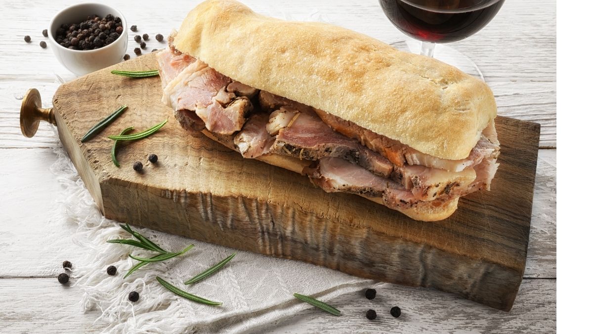Il Panino con la Porchetta di Ariccia, delizia e fiore all’occhiello della gastronomia – VIDEO Il Panino con la Porchetta di Ariccia, delizia e fiore all’occhiello della gastronomia – VIDEO