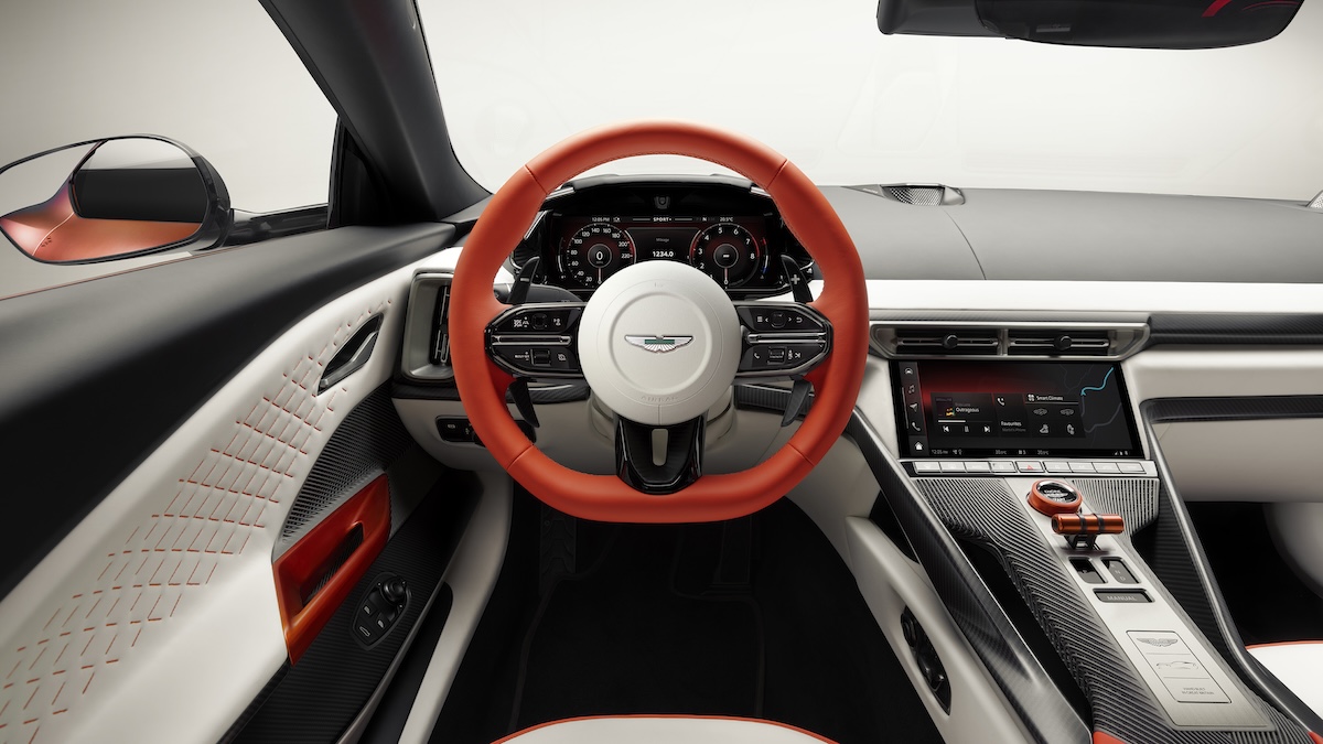 Aston Martin Valen: 150 esemplari e tecnologia da corsa Aston Martin Valen: 150 esemplari e tecnologia da corsa