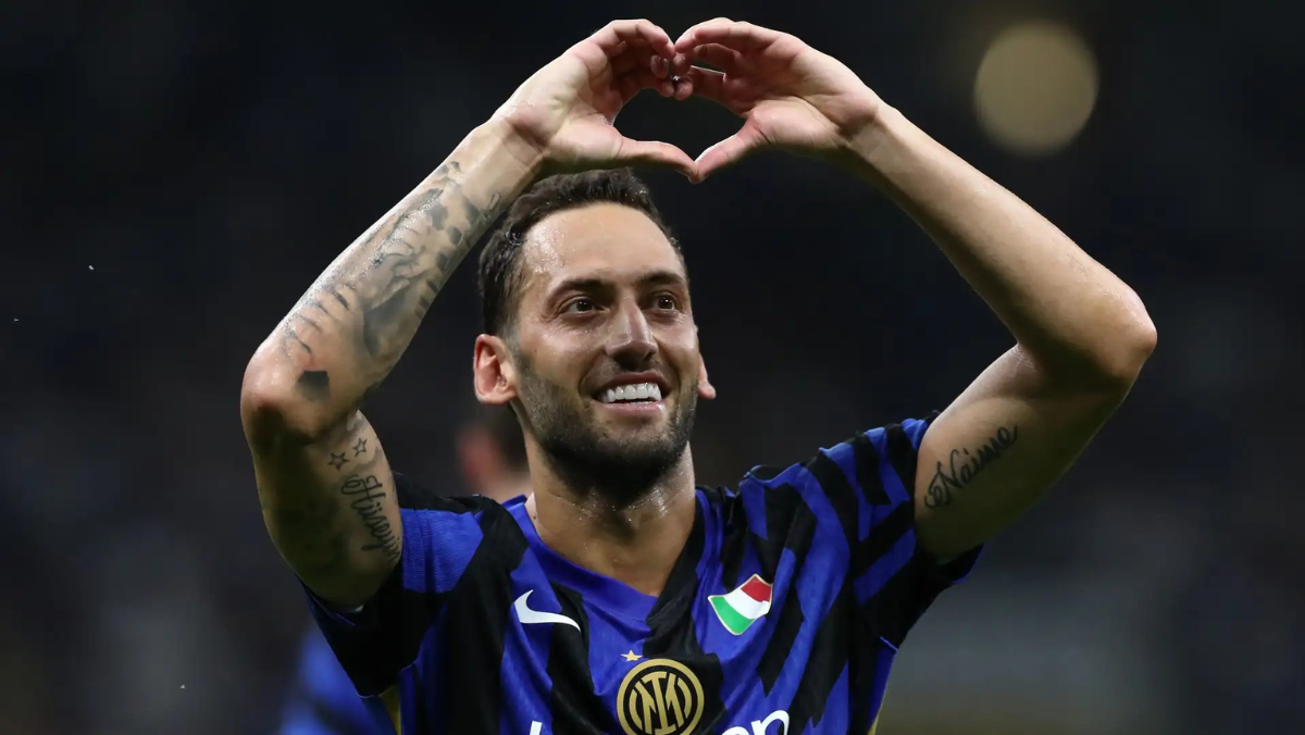 Serie A al via, l’Inter campione d’Italia parte con un poker: 4-1 al Monza Serie A al via, l’Inter campione d’Italia parte con un poker: 4-1 al Monza