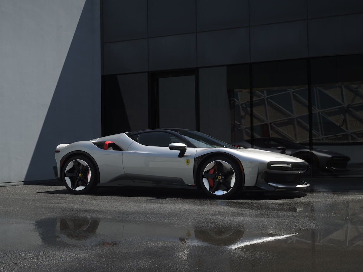 Ferrari CZ26: nuova One-Off basata sulla SF90 Stradale Ferrari CZ26: nuova One-Off basata sulla SF90 Stradale