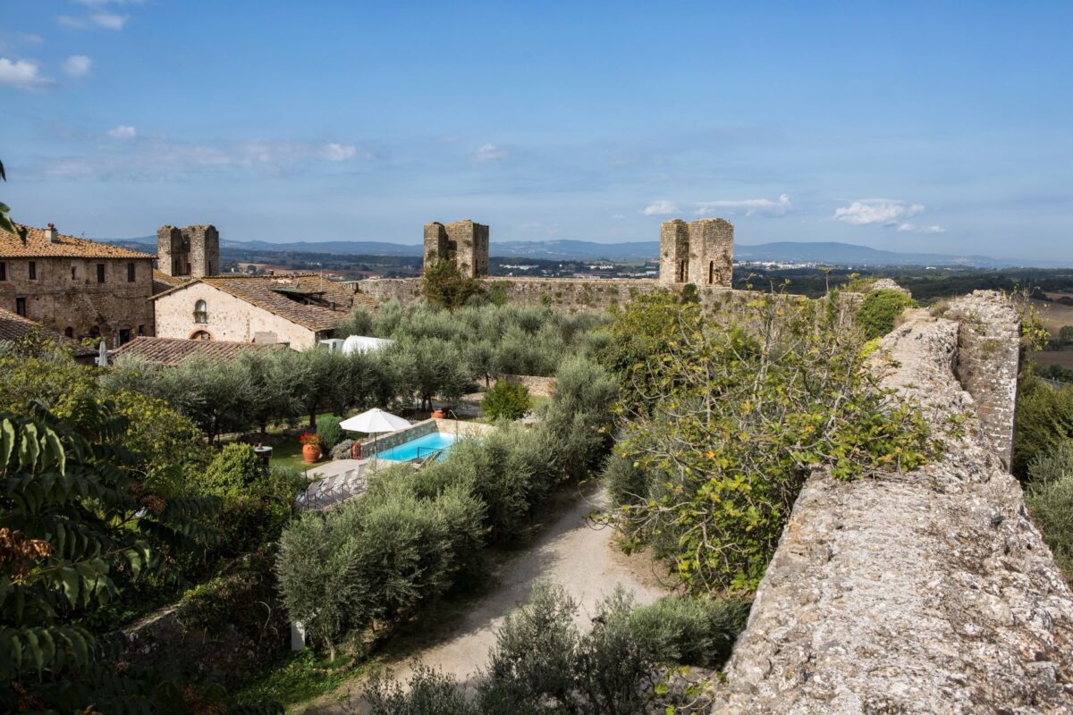 La Via Francigena entra nell’era digitale: un’app accompagna i pellegrini fino a Roma in tutte le lingue La Via Francigena entra nell’era digitale: un’app accompagna i pellegrini fino a Roma in tutte le lingue