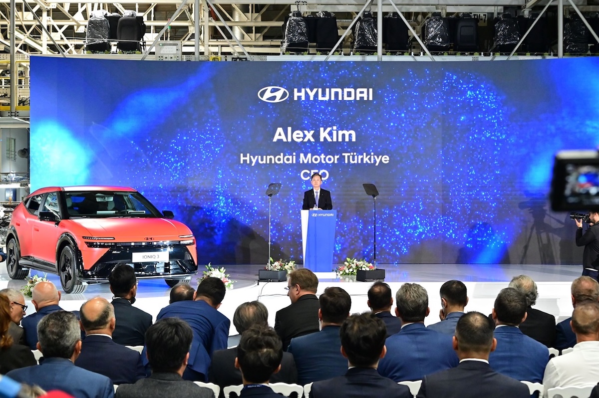 Hyundai IONIQ 3: produzione avviata in Turchia a İzmit Hyundai IONIQ 3: produzione avviata in Turchia a İzmit