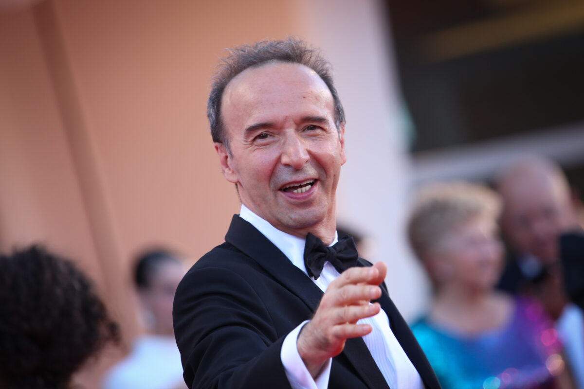 Benigni, “la vita è bella” ma l’utile della Melampo Cinematografica non sorride: profitti quasi dimezzati per la società dell’attore Benigni, “la vita è bella” ma l’utile della Melampo Cinematografica non sorride: profitti quasi dimezzati per la società dell’attore